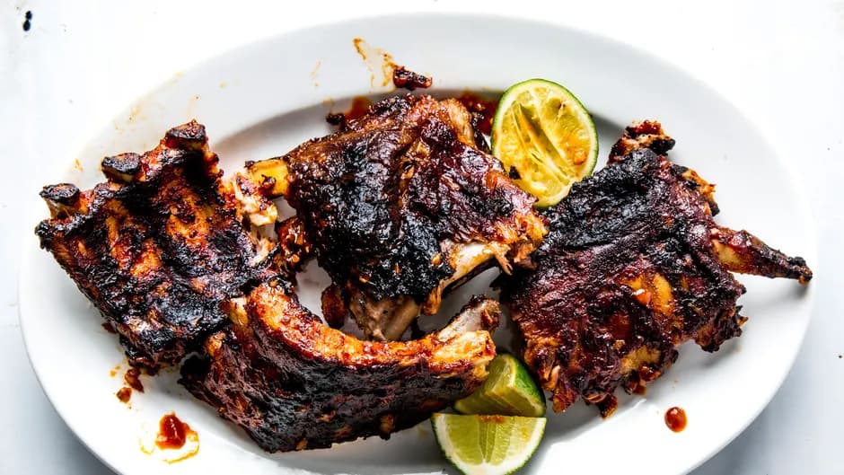 Barbecue Ribs with Gochujang Sauce