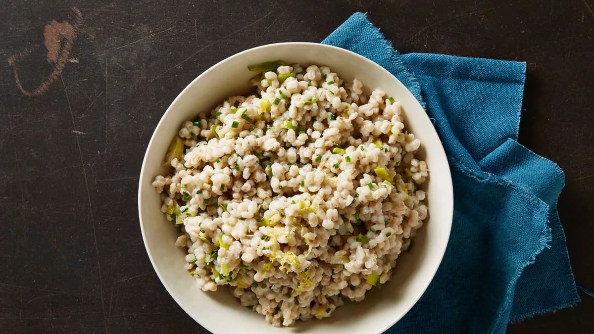 Barley Pilaf with Leeks and Lemon