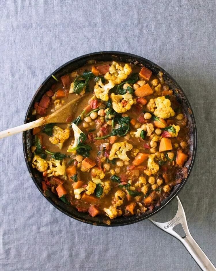 Cauliflower and Tomato Coconut Curry