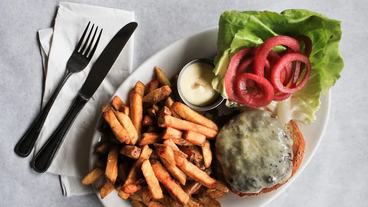 Diner Burger & Fries
