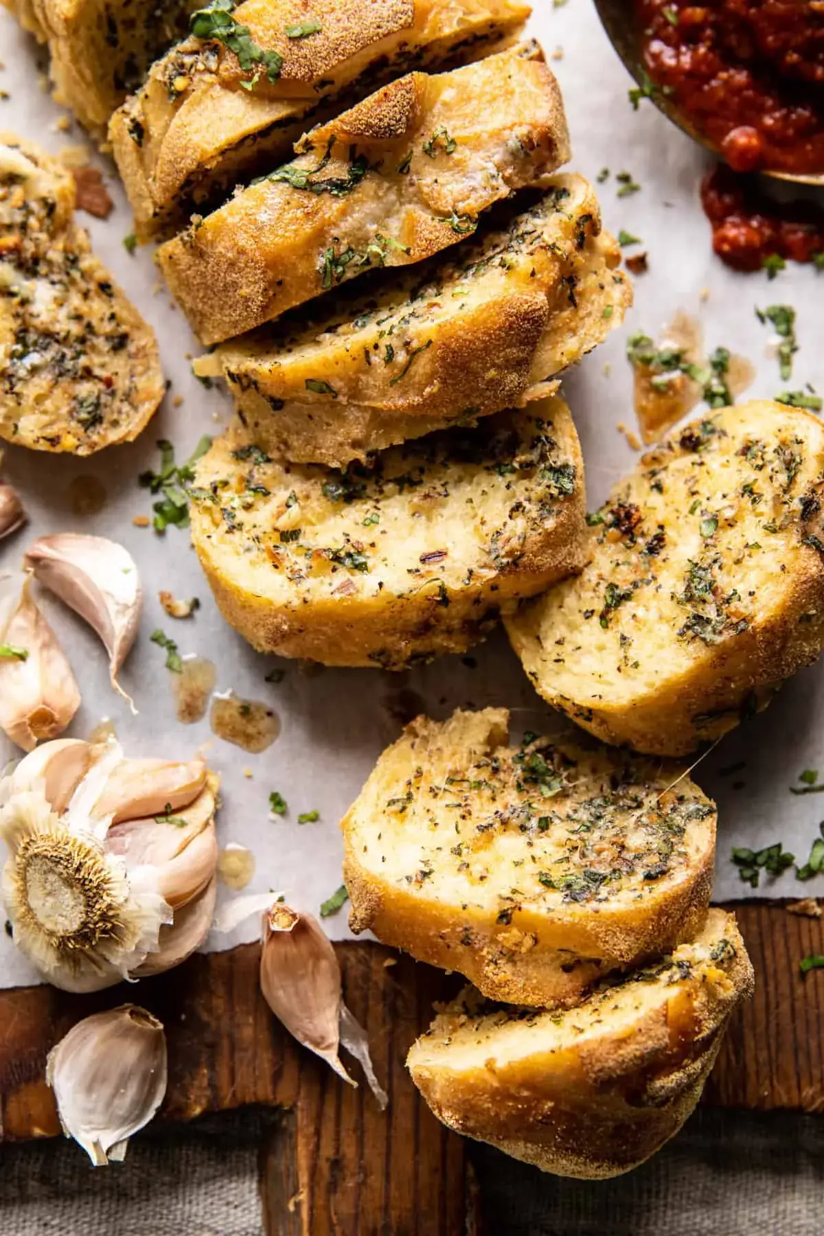 Easy Pull Apart Garlic Parmesan Bread