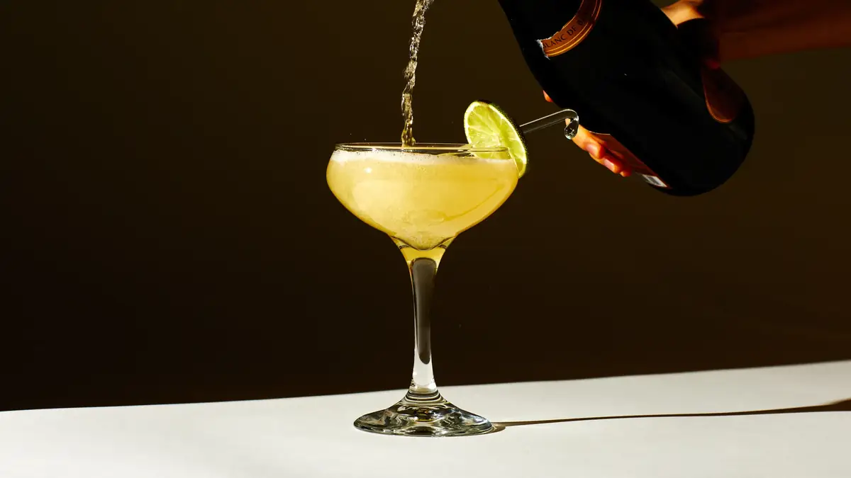 If You Like a French 75, You’ll Love the Air Mail