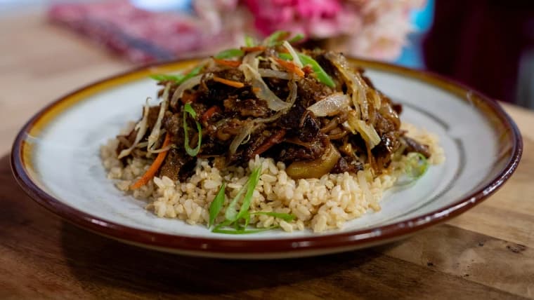 Lighter Mongolian-Style Beef Bowl