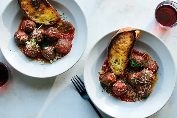 Meatless Meatballs in Marinara Sauce