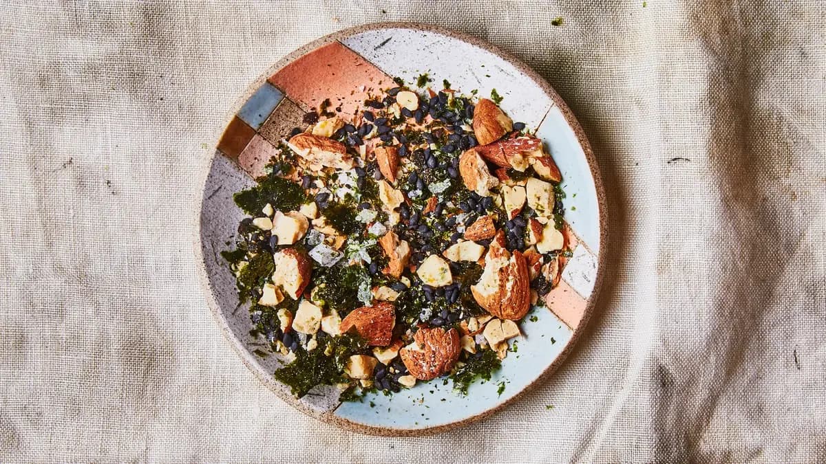 Nori, Almond, and Chile Sprinkle