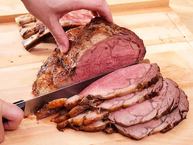Perfect Prime Rib With Red Wine Jus
