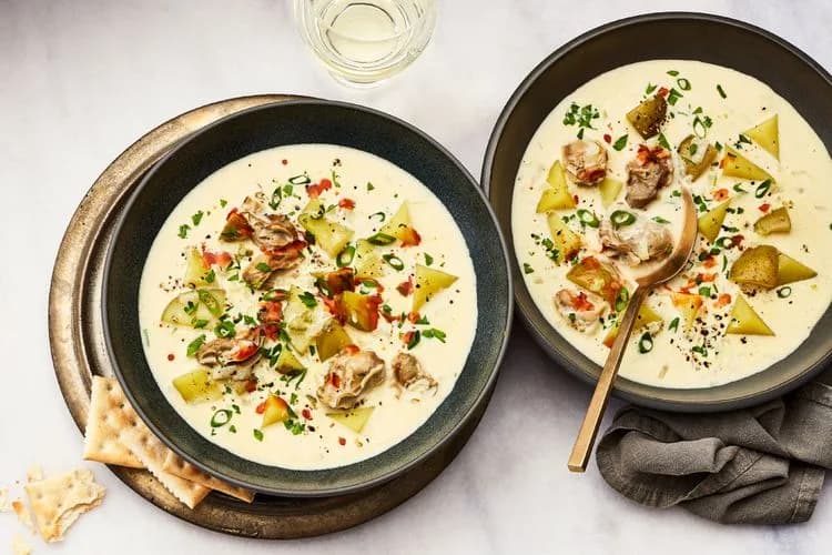 Ready the Hot Sauce for This Louisiana-Style Oyster Bisque