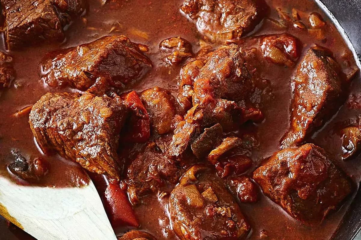 Slow Cooker Beef Goulash