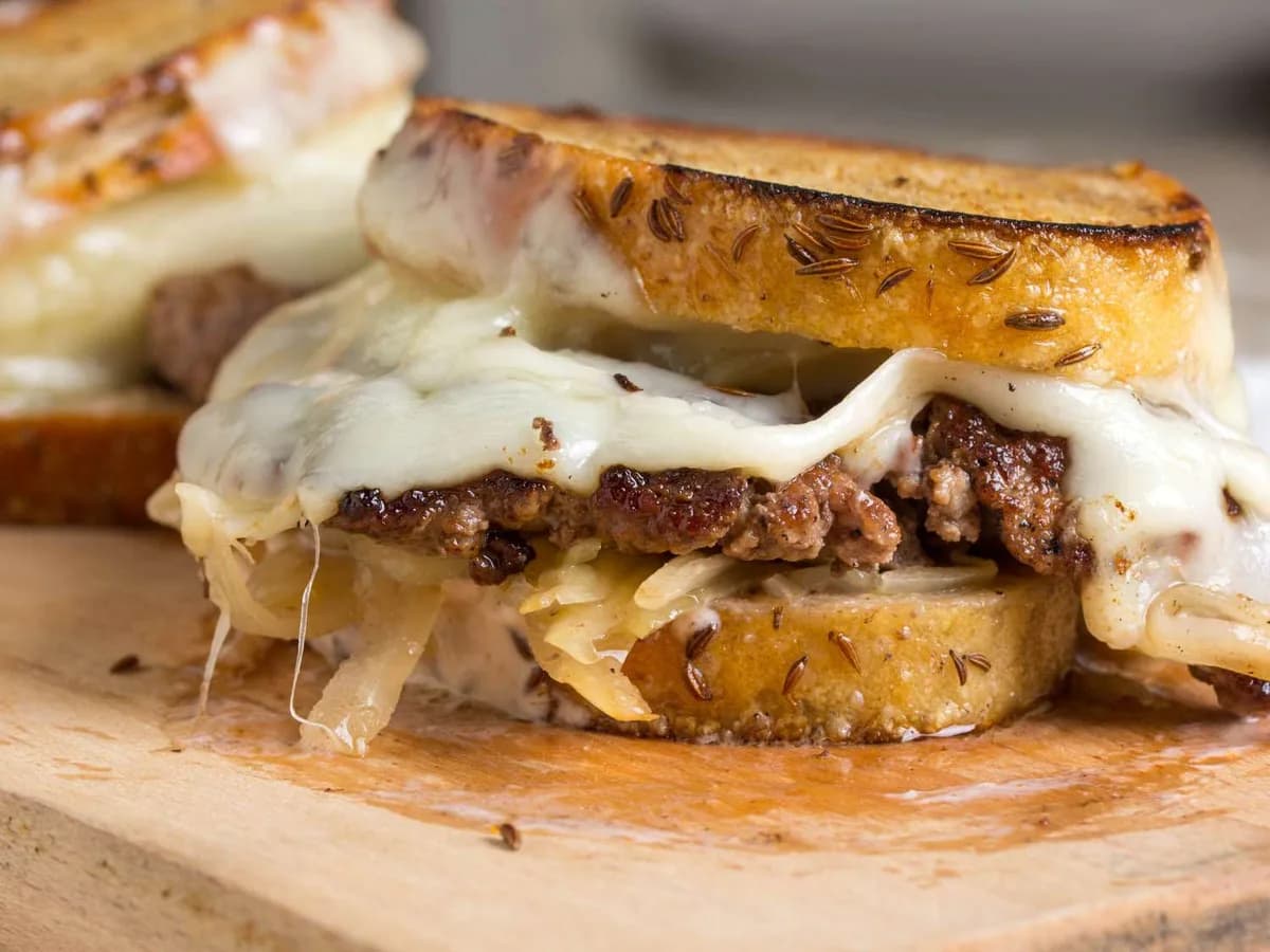 Smoked Meat Reuben Burger