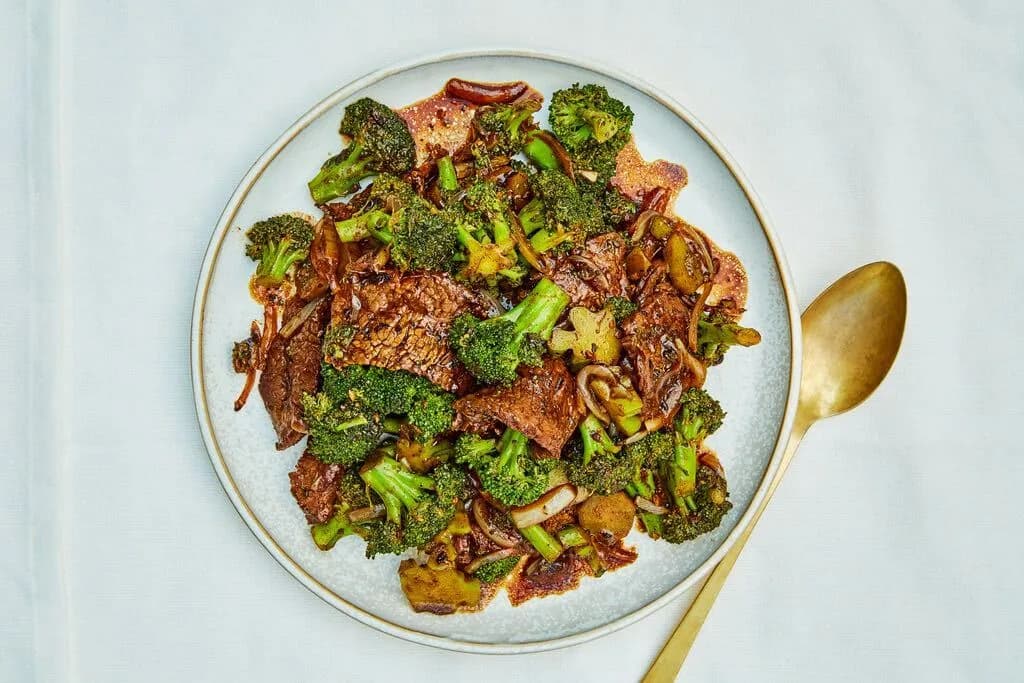 Stir-Fried Beef and Broccoli