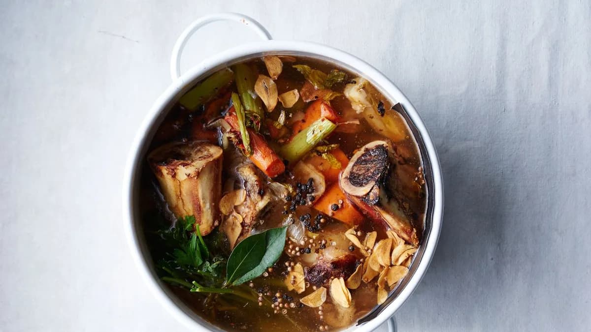 Toasted Garlic-Beef Stock